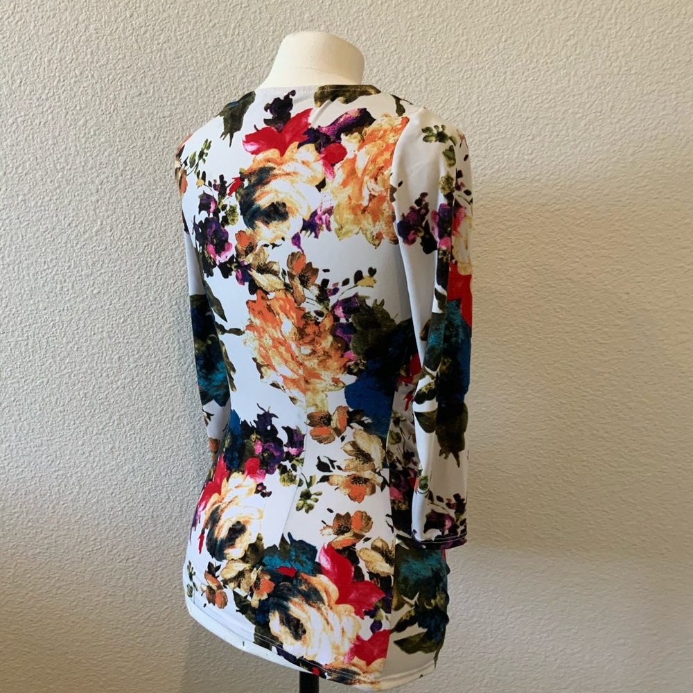 Boston Proper colorful print  top - Picture 4 of 6
